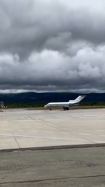 Як-40 смотреть онлайн