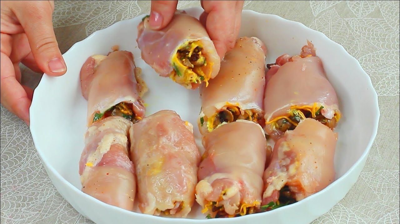 Куриные рулетики с грибами и сыром. Вкусные рулетики из куриной грудки с грибами и сыром. смотреть онлайн