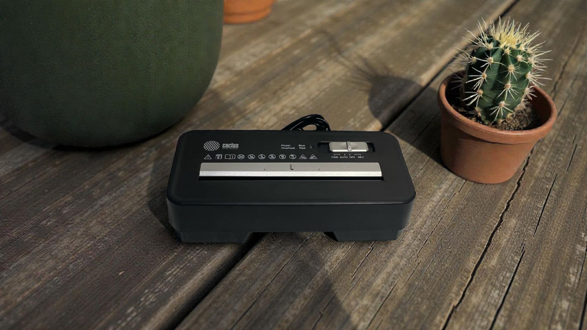 Распаковка и обзор уничтожителя бумаги Cactus CS-SH-P2 смотреть онлайн