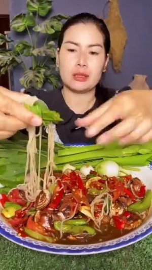 ผกพายนอยแซบ ตำซวหอยแครงแกลมผกพายนอย