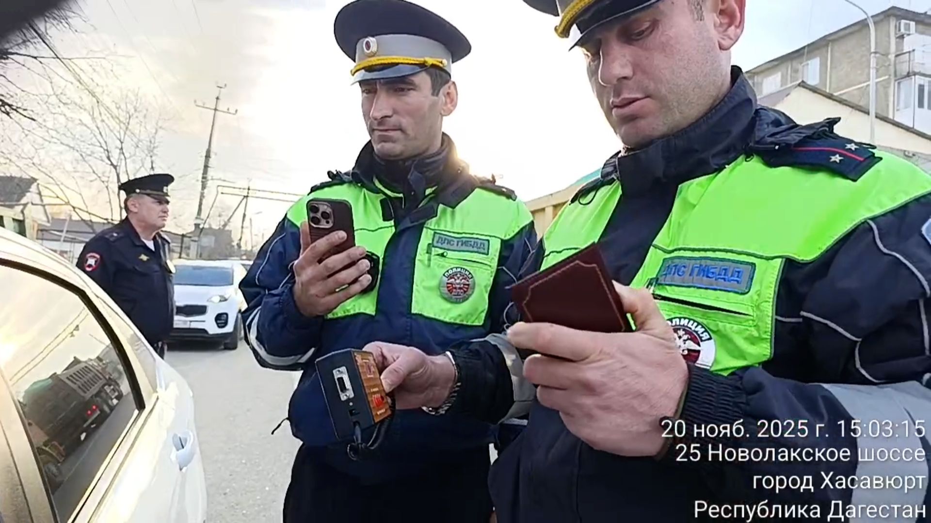 Шок. Ваши права 25.1 и 30.2 КоАП РФ по Хасавюртски. 05-1318 и 05-1104. В главной роли Магамедов. смотреть онлайн
