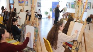 «Артист – школе»: Мастер-классы для начинающих художников прошли в Ереване