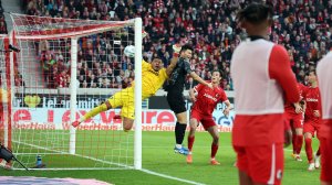 Бавария - Фрайбург. Обзор матча.