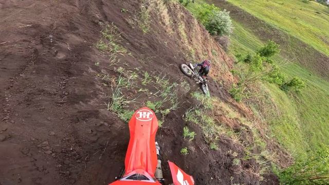 РАЗБИЛИ ПИТБАЙКИ НЕ ЗАБРАВШИСЬ НА ЦАРЬ ГОРЫ! // СЛОМАЛ ПАЛЕЦ И УПАЛ КУБАРЕМ С ГОРЫ! ПРОХВАТ SHARMAX смотреть онлайн