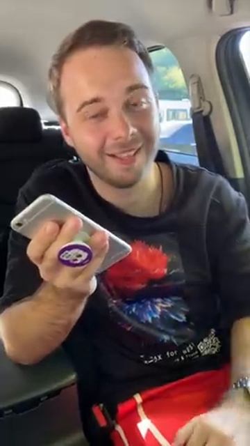 Позвонили мошенники, ответил голосом Зеленского #мошенники