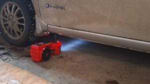 домкрат электрический