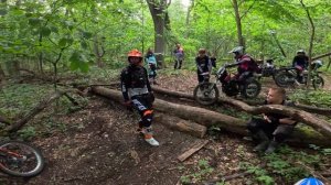 ТОЛПА ЭНДУРИСТОВ ПОПАЛА В САМУЮ Ж*ПУ! КАК ВЫБРАТЬСЯ ЖИВЫМ!?