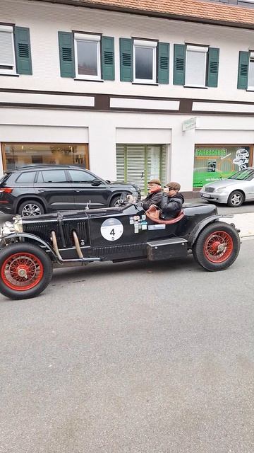 Кабриолет Олдтаймер смотреть онлайн