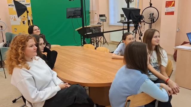 Влияние видеоблогинга на мировоззрение людей. Медиатон 2 тур