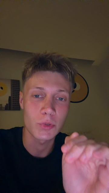 «Цербер», если еще не смотрели, то самое время :) смотреть онлайн