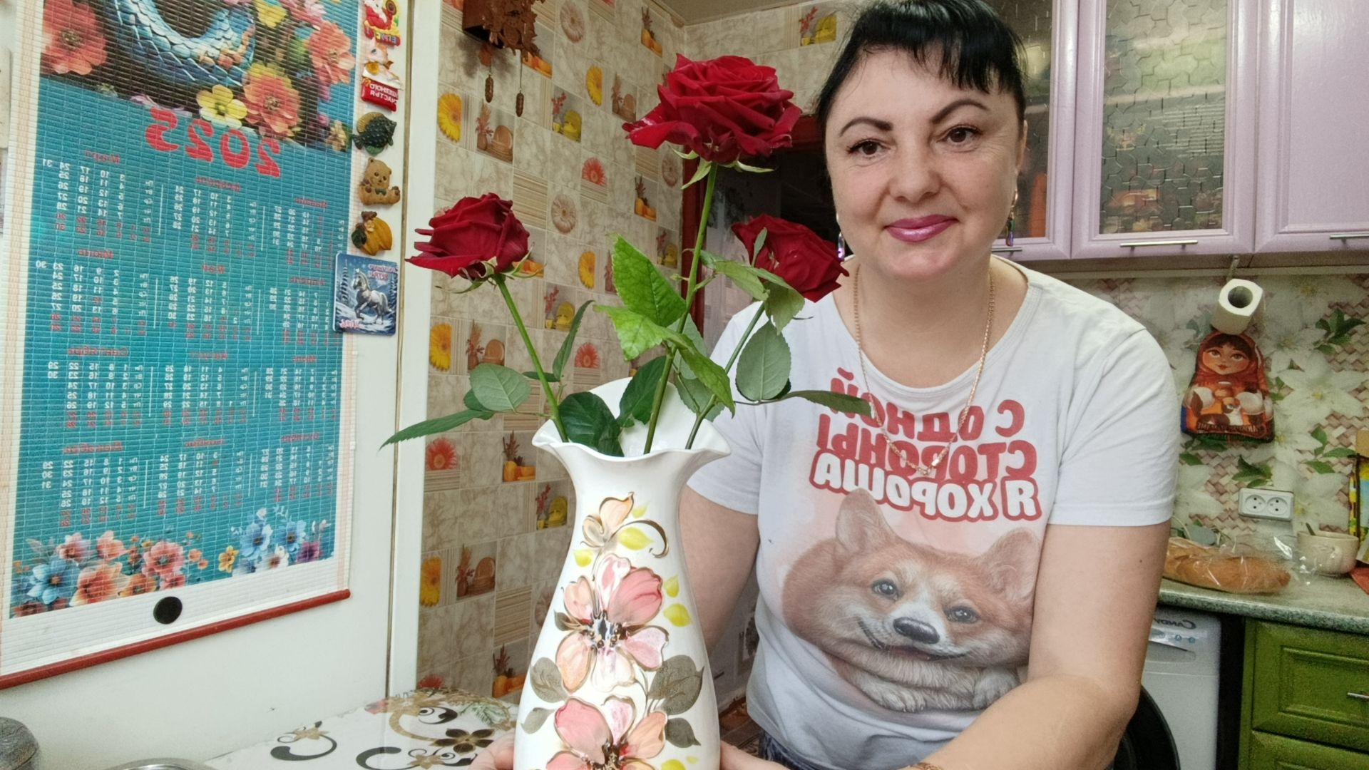 ЖЕНЕ ЦВЕТЫ А МУЖУ КУРТКУ, РАСПАКОВКА,МОМЕНТЫ ДНЯ смотреть онлайн