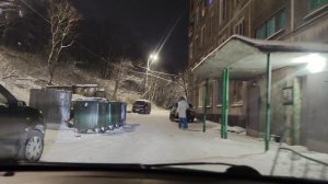 Мурманск, через весь город по нижней... ( Достоевского 11 , Подгорная 54 ) .