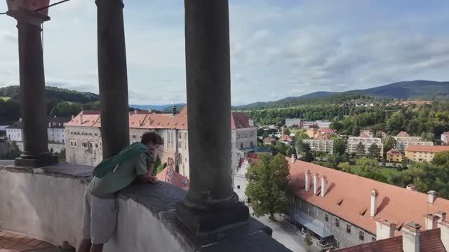 🇨🇿 Этот средневековый город выглядит слишком идеально, чтобы быть реальным – Настоящее чудо Европы смотреть онлайн