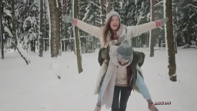 Снег летит и летит...(клип)