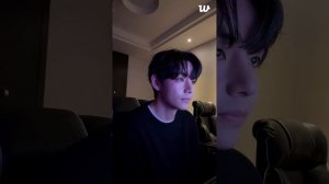 Weverse LIVE 19.11.2025 Полиглот Тэхён перешёл на немецкий