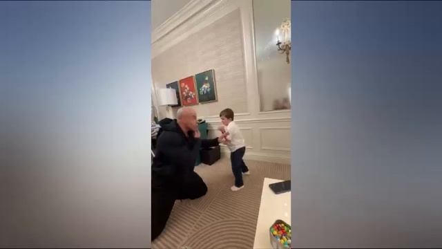 Хабиб НЕОЖИДАННО ОБРАТИЛСЯ к Павлу Дурову! Хамзат Чимаев поддерживает Царукяна перед UFC Qatar. смотреть онлайн