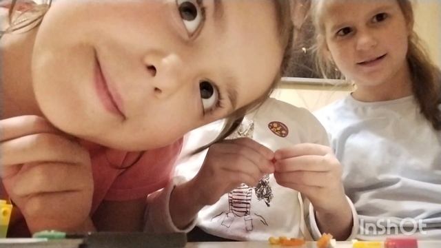 Делаем попугая из конструктора