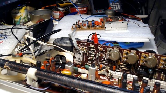 Океан-222. Не все проходит гладко. Нет приема в КВ диапазоне. смотреть онлайн