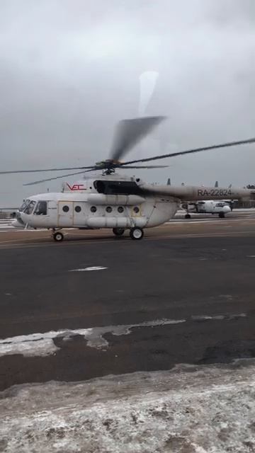 Руление вертолета Ми8 смотреть онлайн