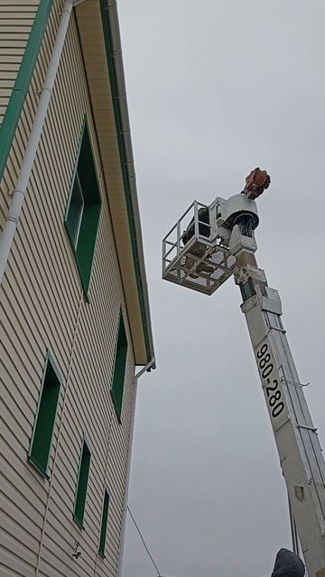 установка снегозадержателя