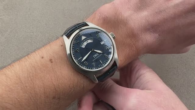Практический обзор часов IWC Pilot's Watch Spitfire UTC Platinum (IW3251-09)