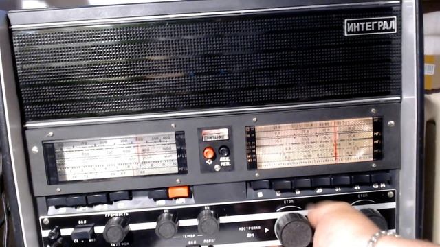 Сегодня окончательно собрал радиоприемник Интеграл смотреть онлайн