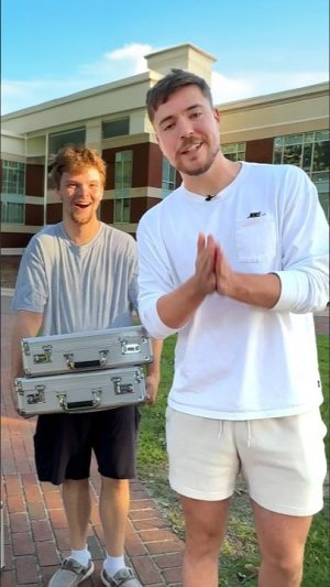 Я Оплатил Учебу в Университете Случайному Студенту