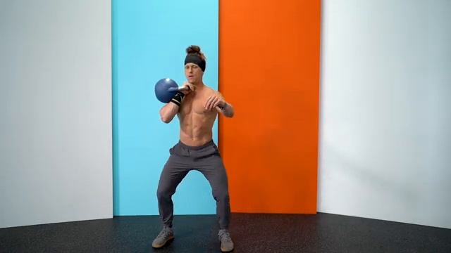 Концентрик Биас присед с гирей в 1 руке у груди/Single Arm KB Rack Concentric Single Leg Bias Squat смотреть онлайн