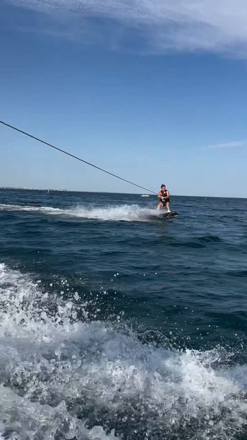 Вейк-бординг у берегов Феодосии.