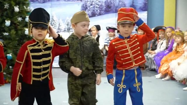 Новогодние утренники в детском саду. смотреть онлайн