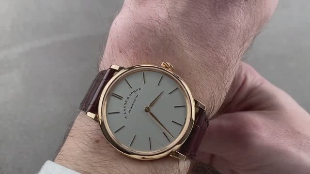 Обзор наручных часов A. Lange & Söhne Saxonia Thin 201.033 - 37 мм из розового золота