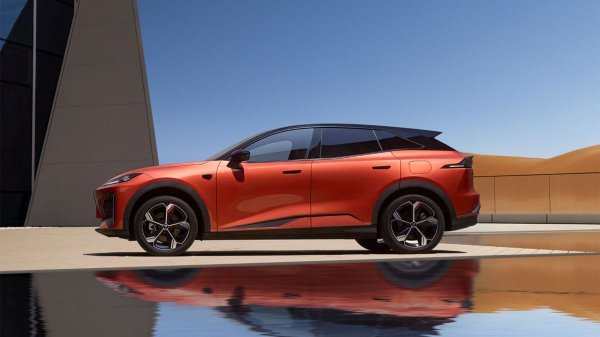 DEEPAL S07 - электрокроссовер с запасом хода на 1385 км 🚗