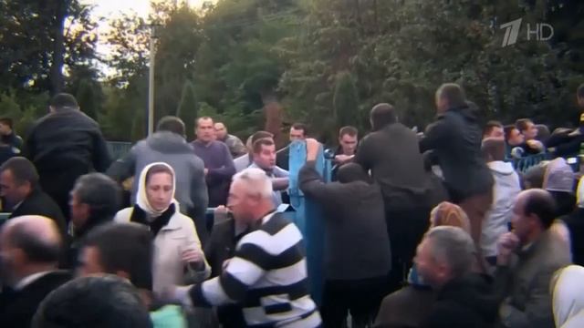 В программе «Человек и закон» говорили о преследовании канонического православия на Украине смотреть онлайн