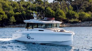 Axopar 45 XC Cross Cabin — полный обзор инновационного флагмана | Тест-драйв в Пальме