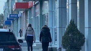 ВЛОГ Едем с Алисой за НОВОЙ КУРТКОЙ ! Новогодний шоппинг УКРАШЕНИЯ на ЕЛКУ и декор на Новый Год