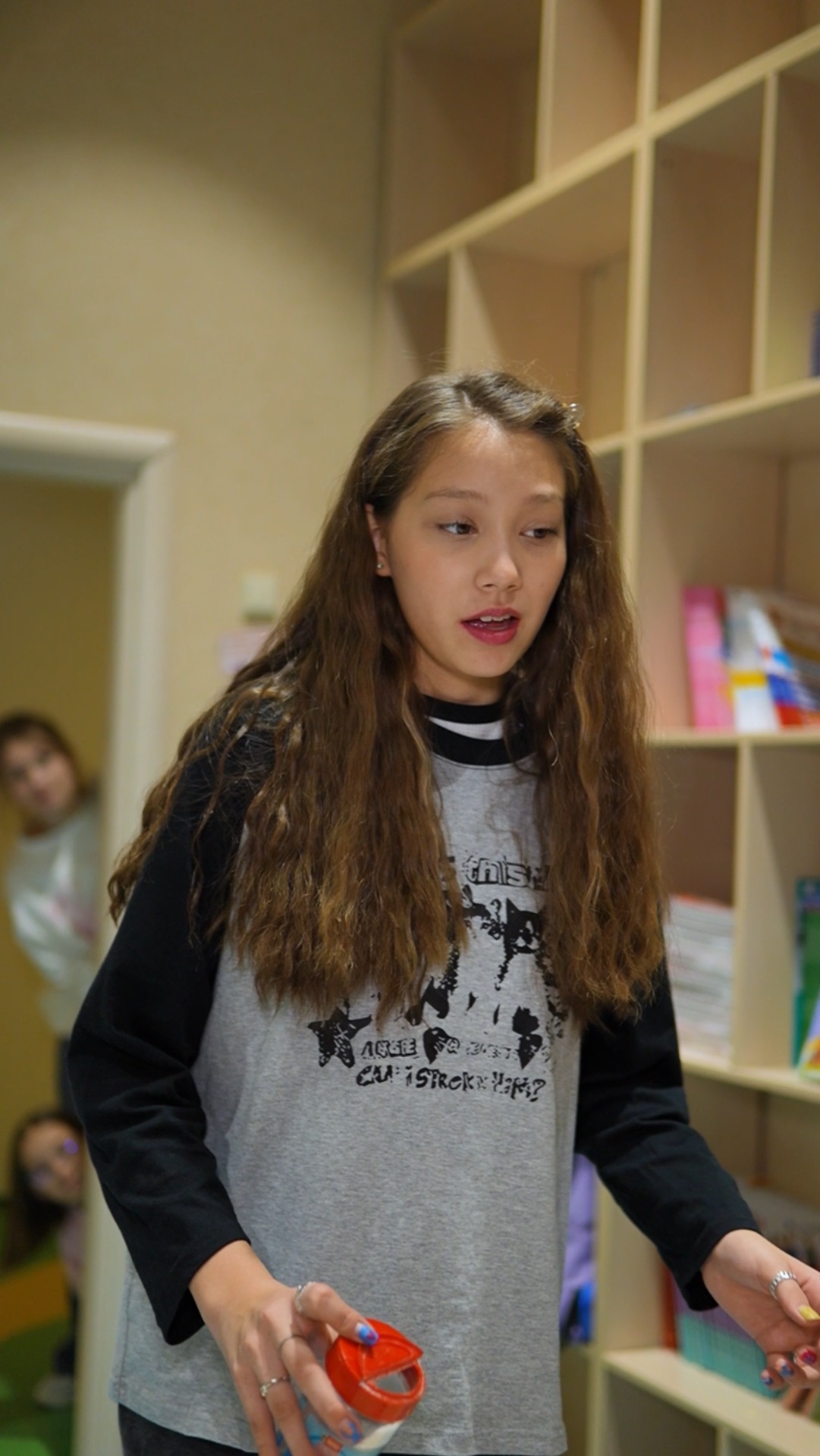 Историк: 4 серия 👌➡️ подпишись на мой ТГ: НАМБЕР УАН - ВИКА ЧЖАН смотреть онлайн