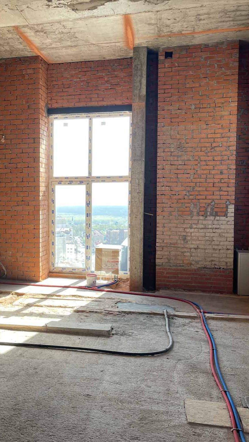 Нежилое помещение на 25 этаже коммунистическая,98/1