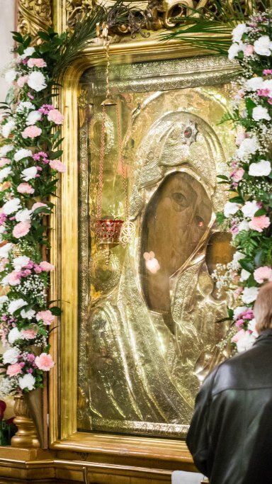 У Казанской Божией Матери тихо теплятся огни смотреть онлайн