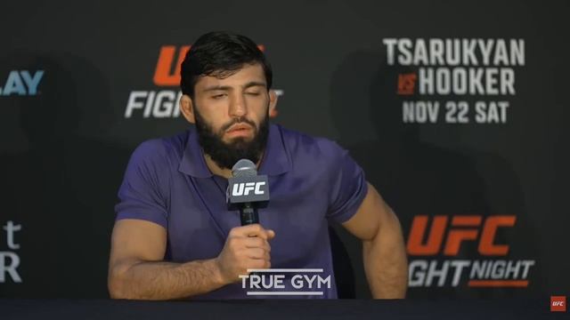 Пресс-конференция UFC Царукяна после боя против Хукера смотреть онлайн