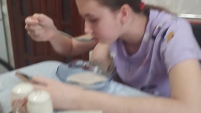 Очень даже пьющая 😉🤫🤫 смотреть онлайн