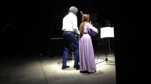 "АПРОКСИМА" - исп. Ирина Феофентова (скрипка), Руслан Моисеев (ударные)