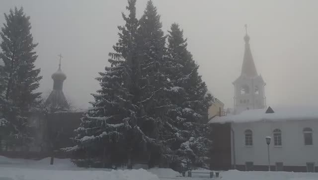 Сильный мороз в Нарымском сквере (Новосибирск). смотреть онлайн