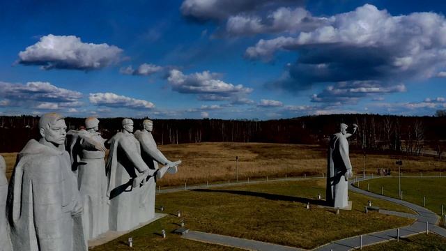 Мемориал 28 Героям-панфиловцам смотреть онлайн