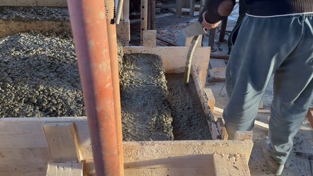 Заливаем плиту перекрытия. Строим дома в Анапе. смотреть онлайн