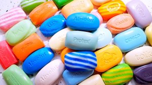 АСМР ШУРШАНИЕ. РАСКЛАДЫВАЮ ЯРКОЕ МЫЛО. ШЕЛЕСТ УПАКОВКИ!