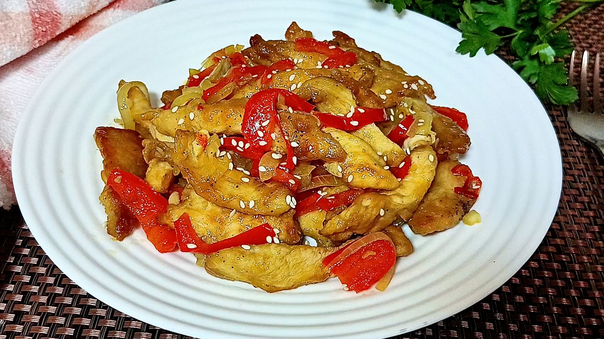 💥🥘СОЧНОЕ куриное филе с ОВОЩАМИ 🌶️🥕🧅на сковороде. Как приготовить куриное филе ВКУСНО и БЫСТРО смотреть онлайн