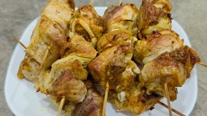 Шашлык в духовке из свинины на шпажках / Как в духовке приготовить шашлык из свинины