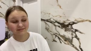 ВЛОГ Сходили в кино  ВСЕЙ СЕМЬЕЙ ! Алиса купила новые сережки и СШИЛА КРАСИВЫЙ ФАРТУК !