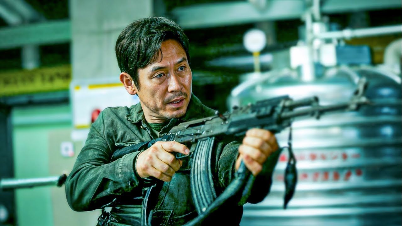 Яростная БИТВА корейского СУПЕРАГЕНТА с предателями-шпионами! | ПЕРЕСКАЗ ФИЛЬМА смотреть онлайн