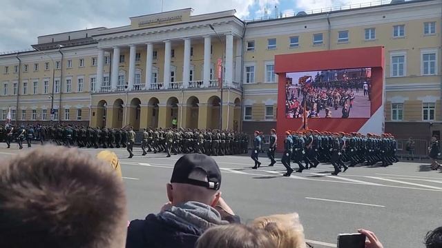 Ep.248 Victory Day Parade (Russian Subtitles) смотреть онлайн